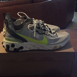 Nike Element React 55